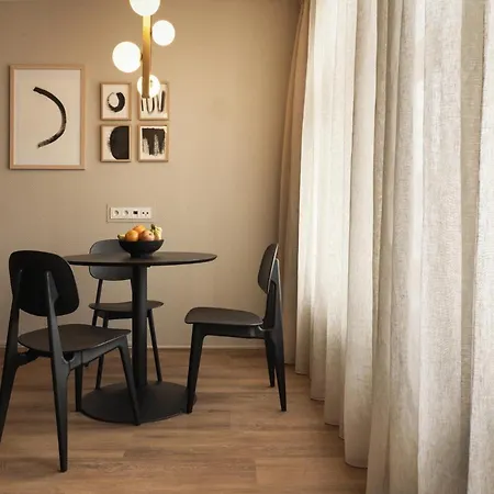 Apartment Townhouse *