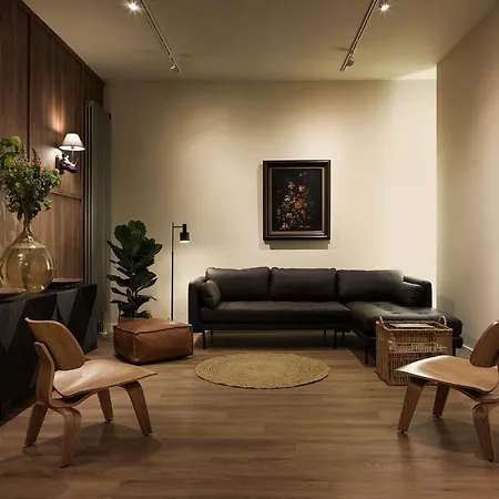 Apartment Townhouse *