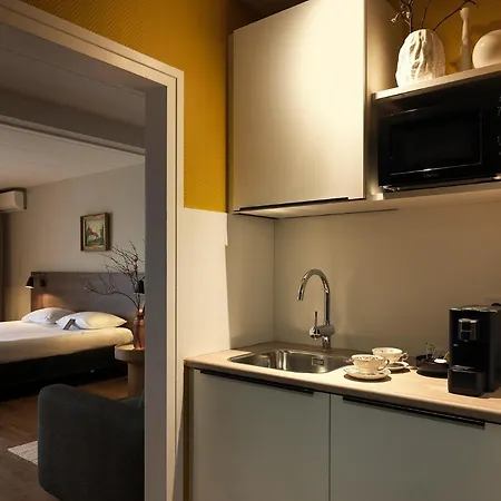 Apartment Townhouse *