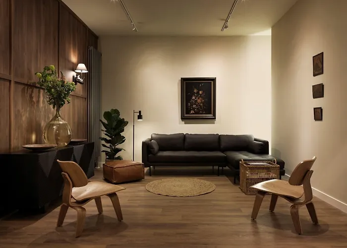 Townhouse Apartment *